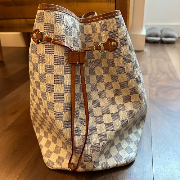 Louis Vuitton white tote bag - used - Picture 7 of 7